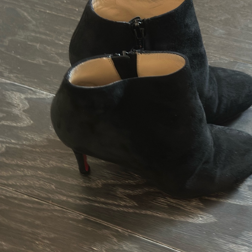 Elegant Black Women's Ankle Boots - Picture 2 of 6
